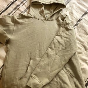 Lululemon Women’s Sweatshirt